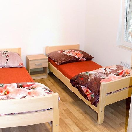 Hôtel Autokemp U Veze à Hořice Extérieur photo