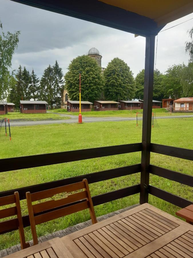 Hôtel Autokemp U Veze à Hořice Extérieur photo