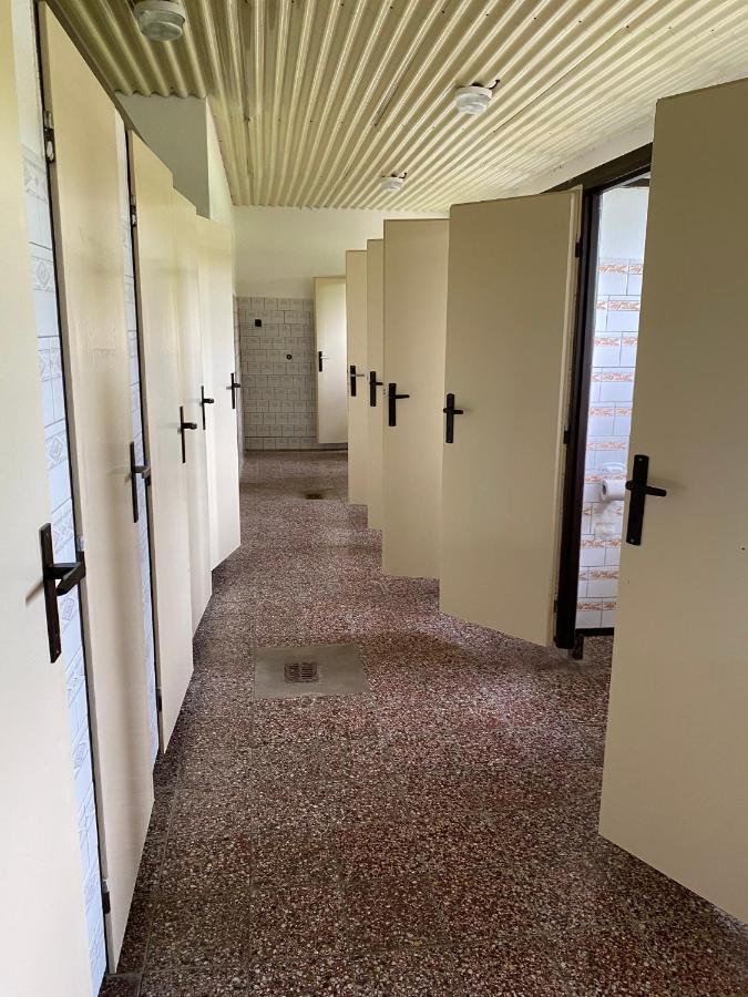 Hôtel Autokemp U Veze à Hořice Extérieur photo